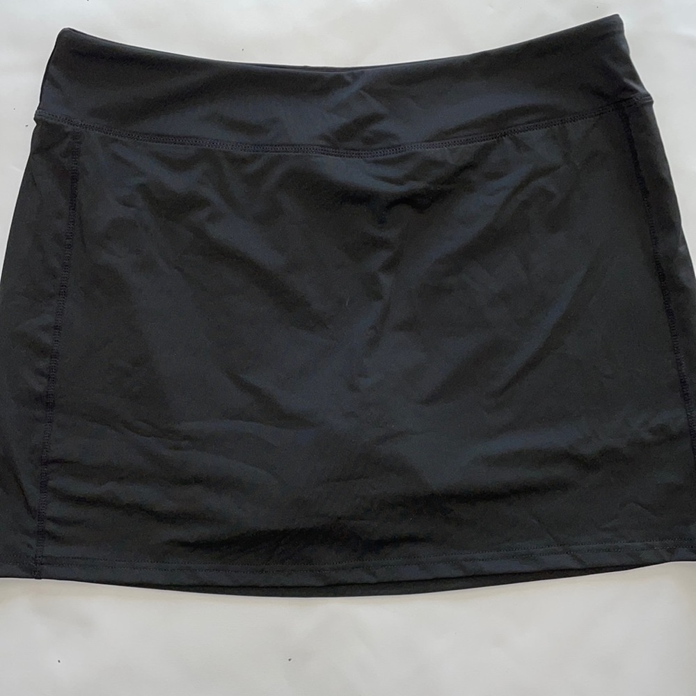 BLEVONH women’s Black Athletic Skorts skirt XL NWT